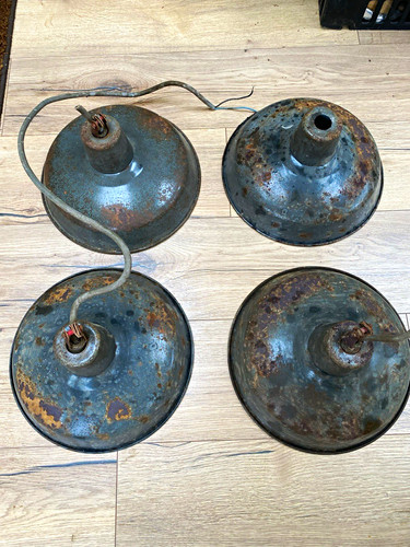Four french enamel lamp - four,